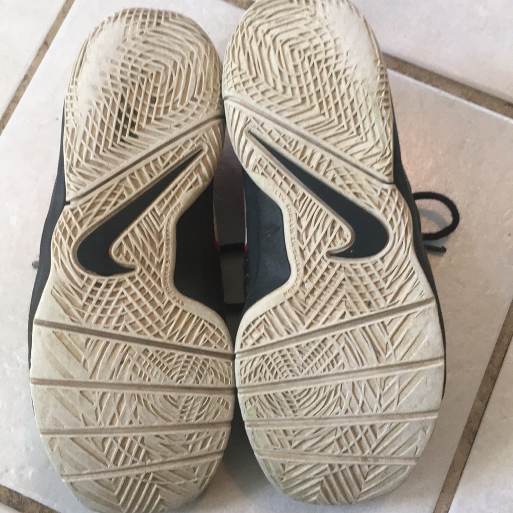 BOYS SNEAKERS - Picture 3 of 13